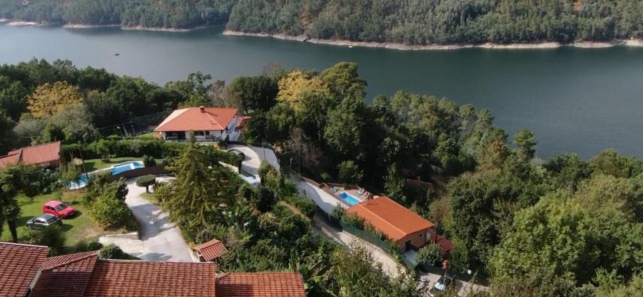 Вилла Casa Encosta Do Geres-Ferias No Geres Виейра-ду-Минью Экстерьер фото