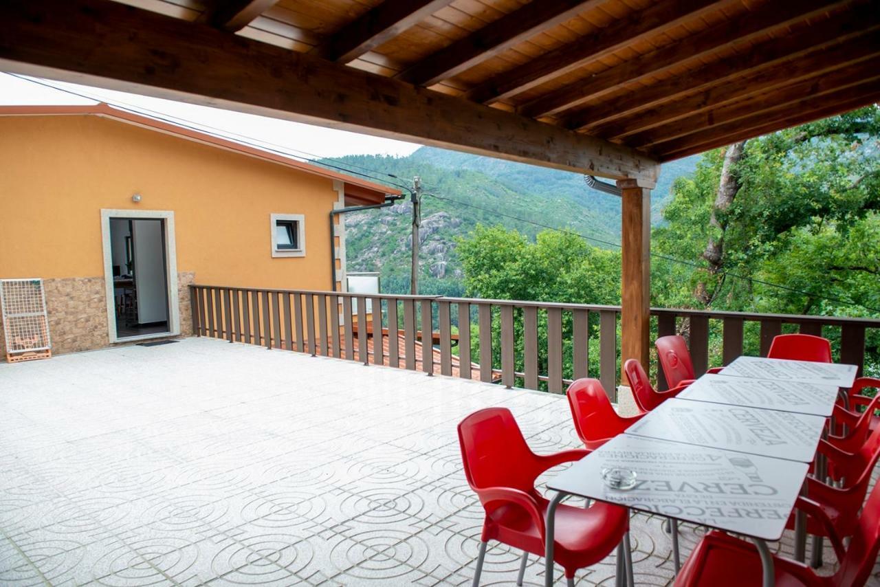 Вилла Casa Encosta Do Geres-Ferias No Geres Виейра-ду-Минью Экстерьер фото